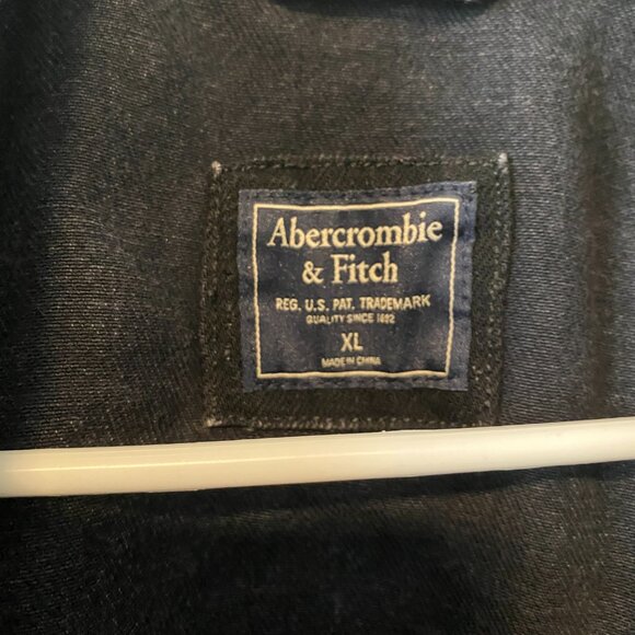 Abercrombie & Fitch Denim Trucker Jacket - EUC - Picture 7 of 8